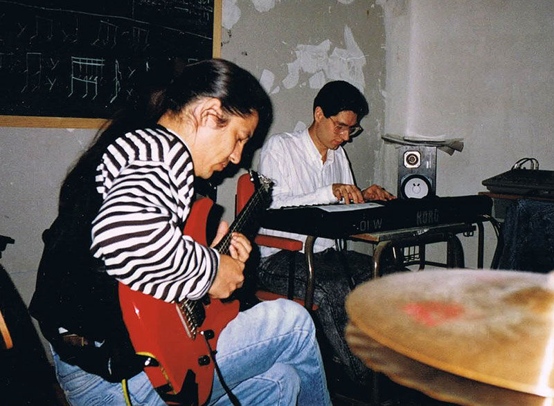 1994 Con Óscar Medina ensayando en Lasalle