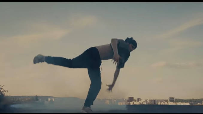 Imagen del videoclip bailando Hip-Hop